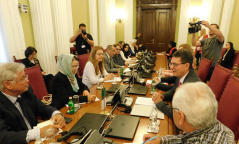 9. јул 2019. Потпредседник Народне скупштине Верољуб Арсић у разговору са делегацијом посланика Парламента Алжира